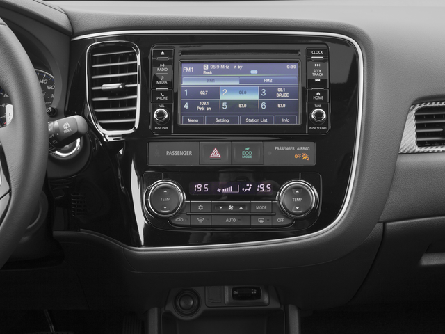 2016 Mitsubishi Outlander ES