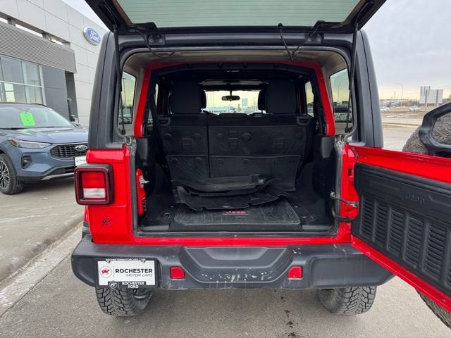 2018 Jeep Wrangler Unlimited Sahara 4x4