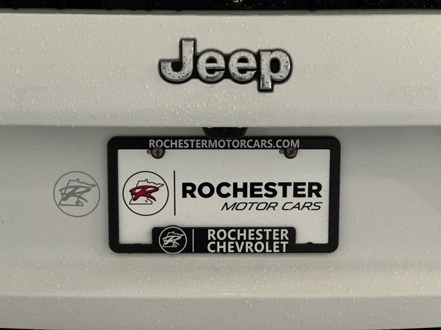 2021 Jeep Cherokee Sport