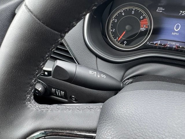 2023 Jeep Cherokee Altitude Lux 4x4