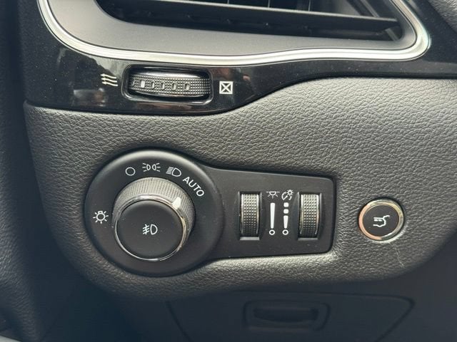 2023 Jeep Cherokee Altitude Lux 4x4
