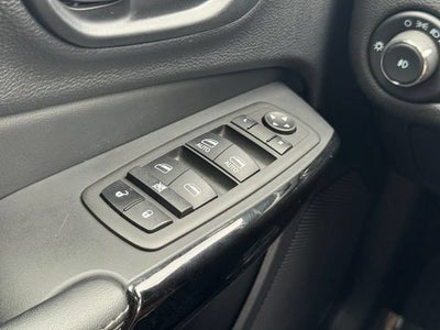 2023 Jeep Cherokee Altitude Lux 4x4