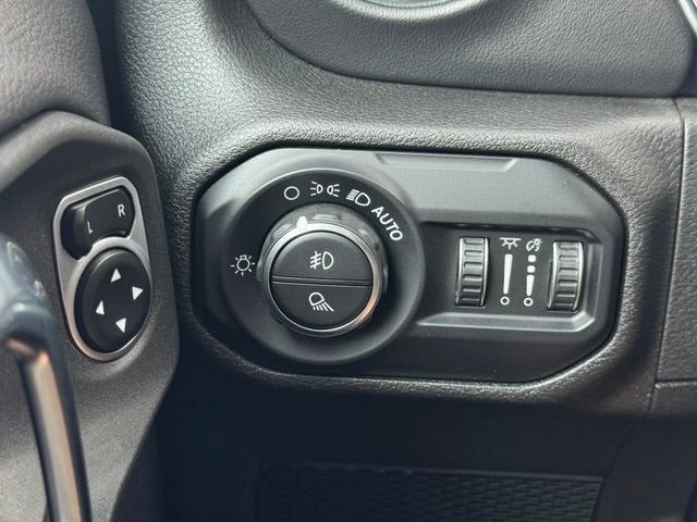 2020 Jeep Gladiator Overland 4x4