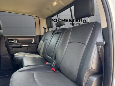 2017 RAM 1500 Laramie Crew Cab 4x4 5'7" Box