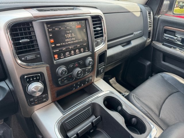 2017 RAM 1500 Laramie Crew Cab 4x4 5'7" Box