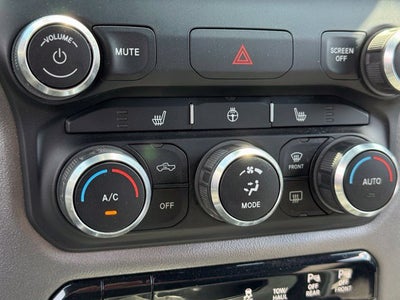2019 RAM 1500 Big Horn/Lone Star Crew Cab 4x4 5'7" Box