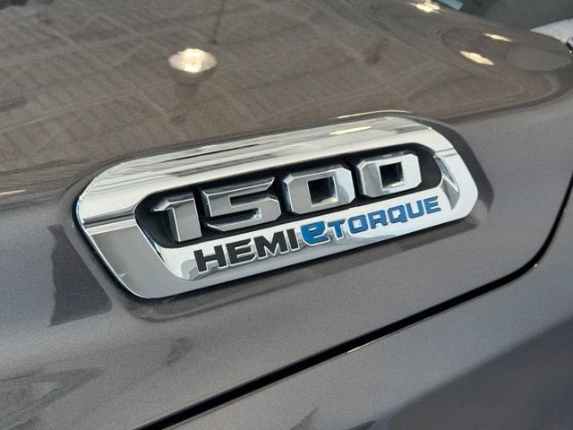 2021 RAM 1500 Big Horn Crew Cab 4x4 5'7" Box