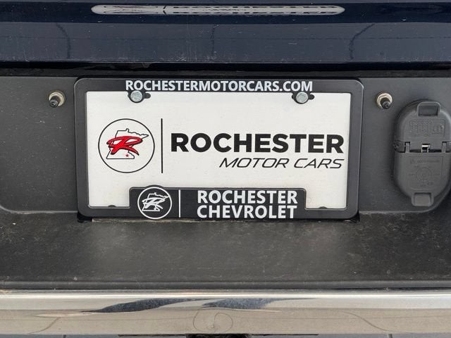 2022 RAM 1500 Laramie Crew Cab 4x4 5'7" Box