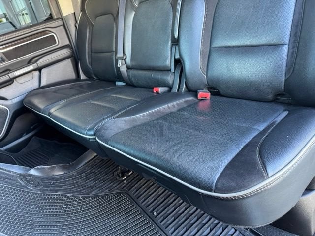 2022 RAM 1500 Laramie Crew Cab 4x4 5'7" Box
