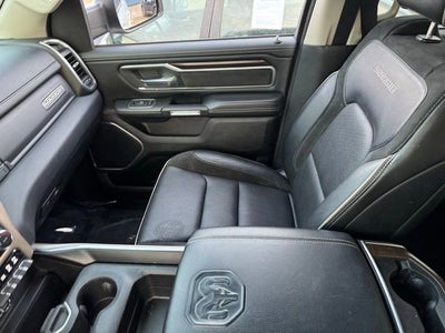 2022 RAM 1500 Laramie Crew Cab 4x4 5'7" Box