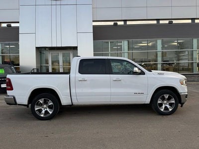 2022 RAM 1500 Laramie Crew Cab 4x4 5'7" Box