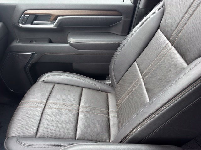 2025 Chevrolet Silverado 3500 HD High Country