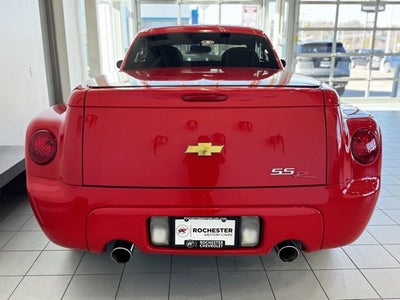 2004 Chevrolet SSR LS