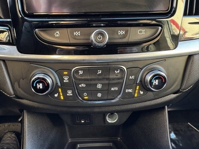 2022 Chevrolet Traverse LT Leather