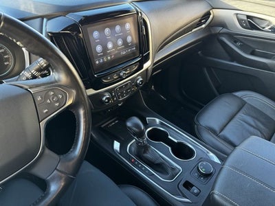 2022 Chevrolet Traverse LT Leather