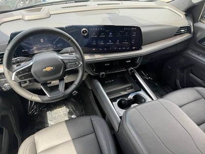 2025 Chevrolet Suburban LT