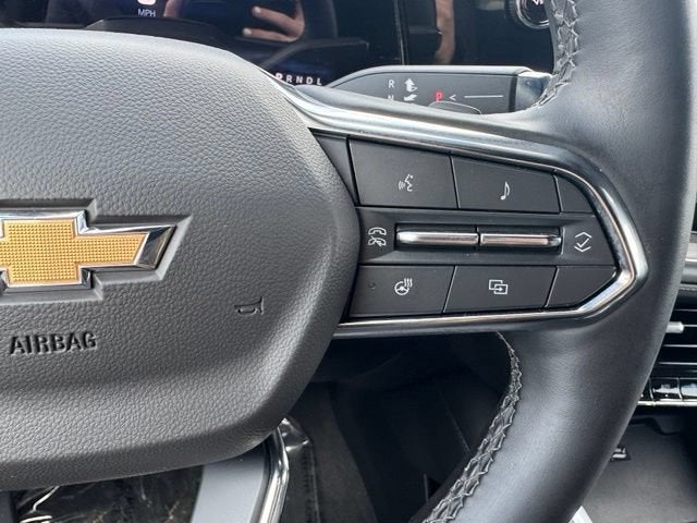 2025 Chevrolet Suburban LT