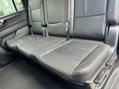 2025 Chevrolet Suburban LT