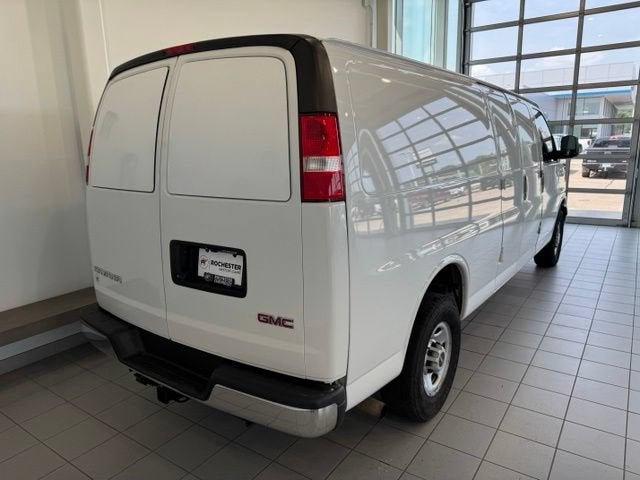 2021 GMC Savana Cargo 3500 Work Van