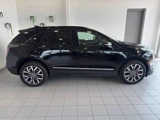 2023 Cadillac XT5 AWD Sport