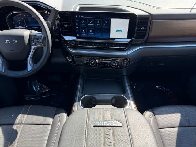 2025 Chevrolet Silverado 3500 HD High Country