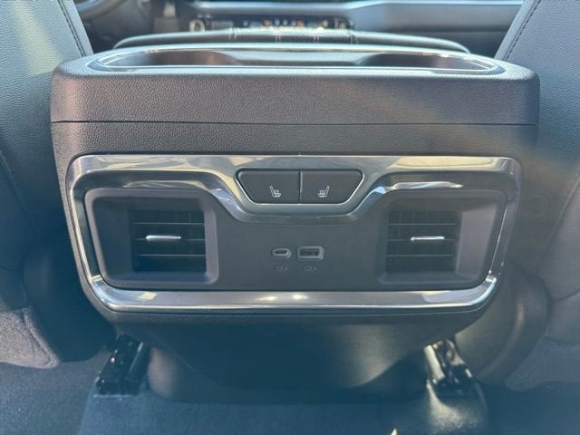 2025 Chevrolet Silverado 3500 HD High Country