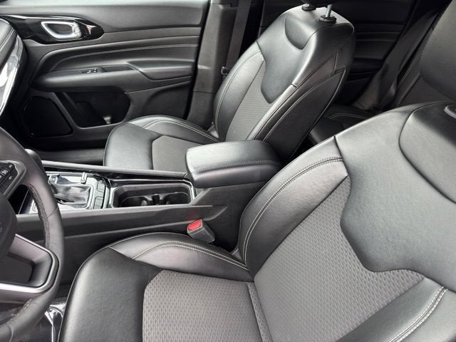 2023 Jeep Compass Altitude 4x4