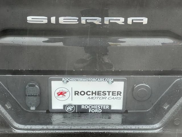 2022 GMC Sierra 1500 Limited AT4