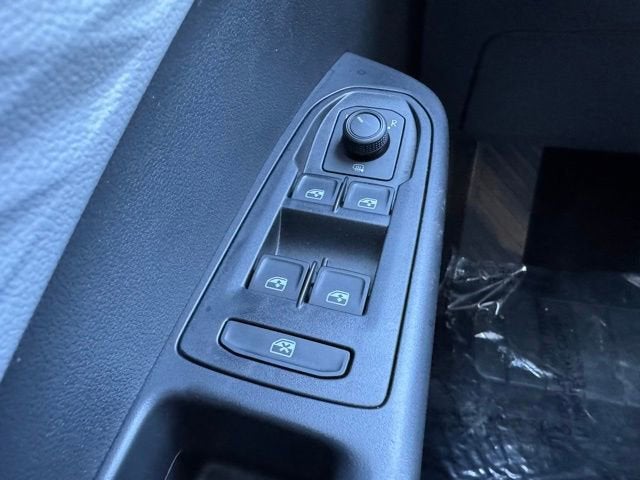 2023 Volkswagen Taos S