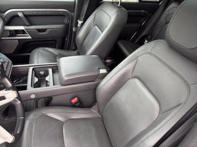 2023 Land Rover Defender 130 SE