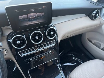 2017 Mercedes-Benz GLC 300 4MATIC®