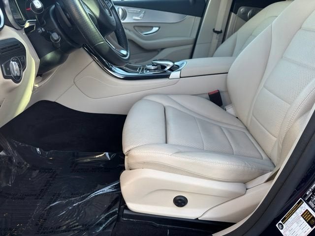 2017 Mercedes-Benz GLC 300 4MATIC®