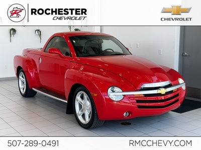 2004 Chevrolet SSR Base