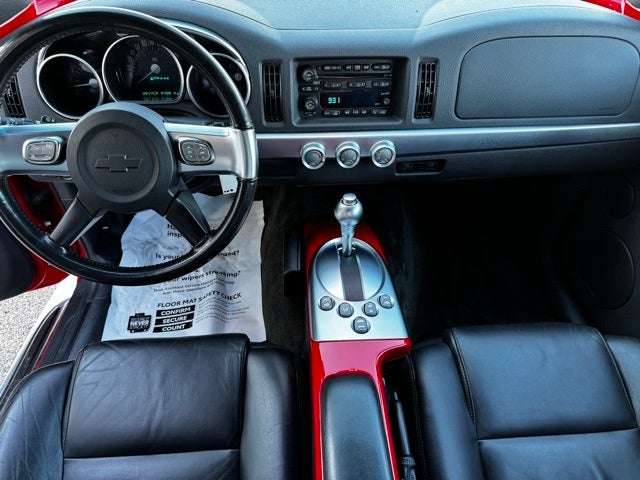 2004 Chevrolet SSR Base