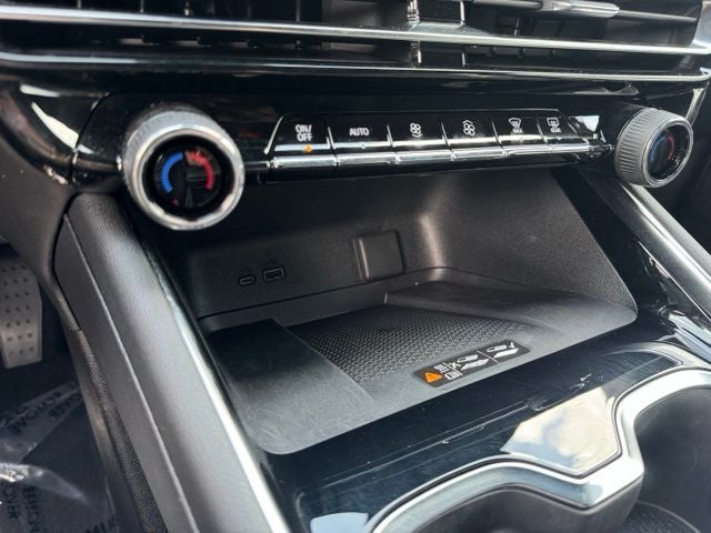 2025 Chevrolet Traverse LT 2LT