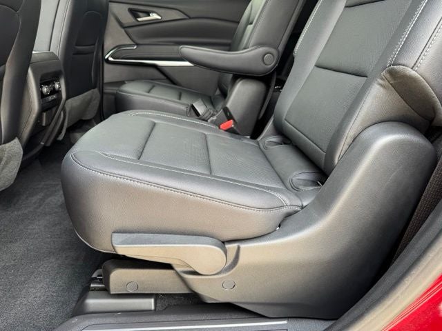 2025 Chevrolet Traverse LT 2LT