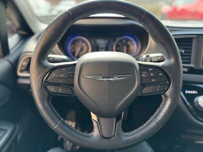 2020 Chrysler Pacifica Touring