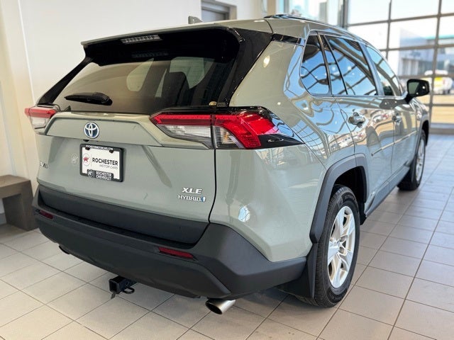 2021 Toyota RAV4 Hybrid XLE