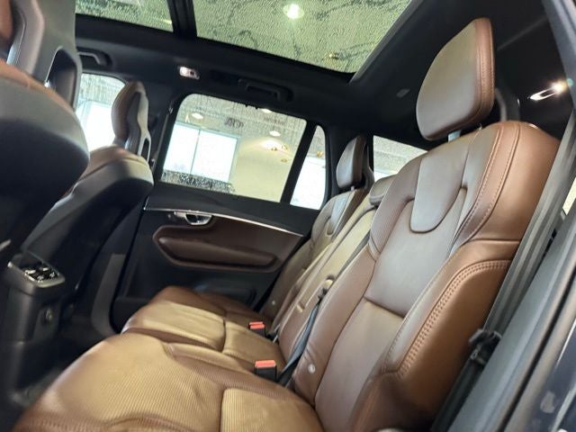 2021 Volvo XC90 Recharge Plug-In Hybrid T8 Inscription 7 Passenger