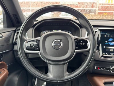 2021 Volvo XC90 Recharge Plug-In Hybrid T8 Inscription 7 Passenger