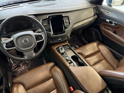 2021 Volvo XC90 Recharge Plug-In Hybrid T8 Inscription 7 Passenger