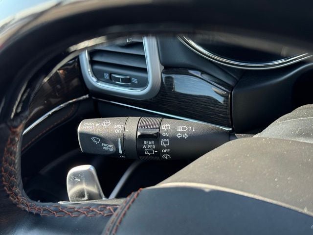 2020 Jeep Grand Cherokee Summit