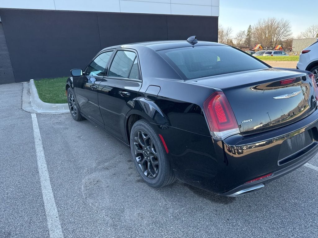 2018 Chrysler 300 S