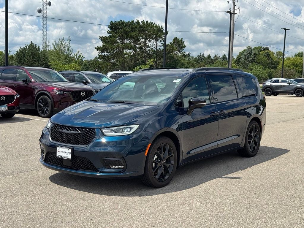 2025 Chrysler Pacifica Limited