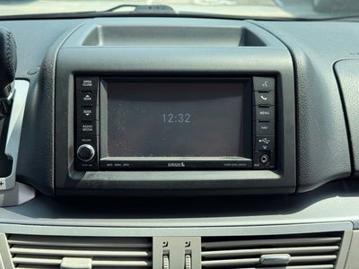 2013 Volkswagen Routan SE