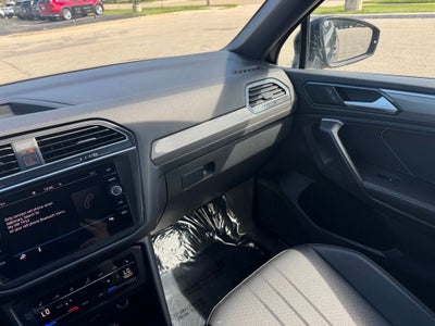 2023 Volkswagen Tiguan 2.0T SE R-Line Black