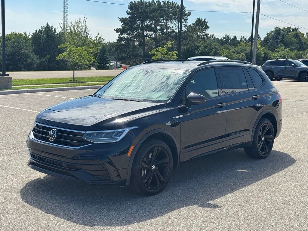 2023 Volkswagen Tiguan 2.0T SE R-Line Black