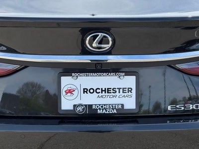 2025 Lexus ES 300h