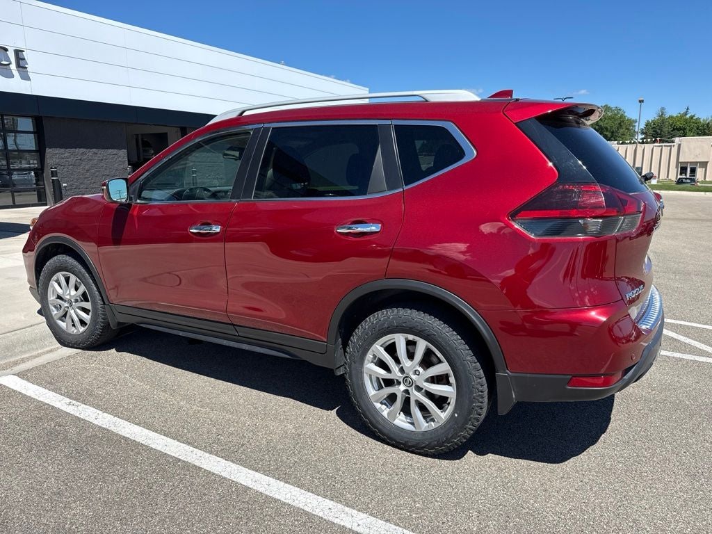 2020 Nissan Rogue SV