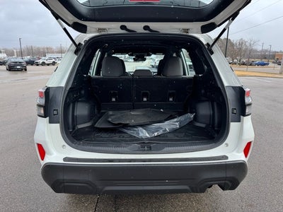 2025 Subaru Forester Base